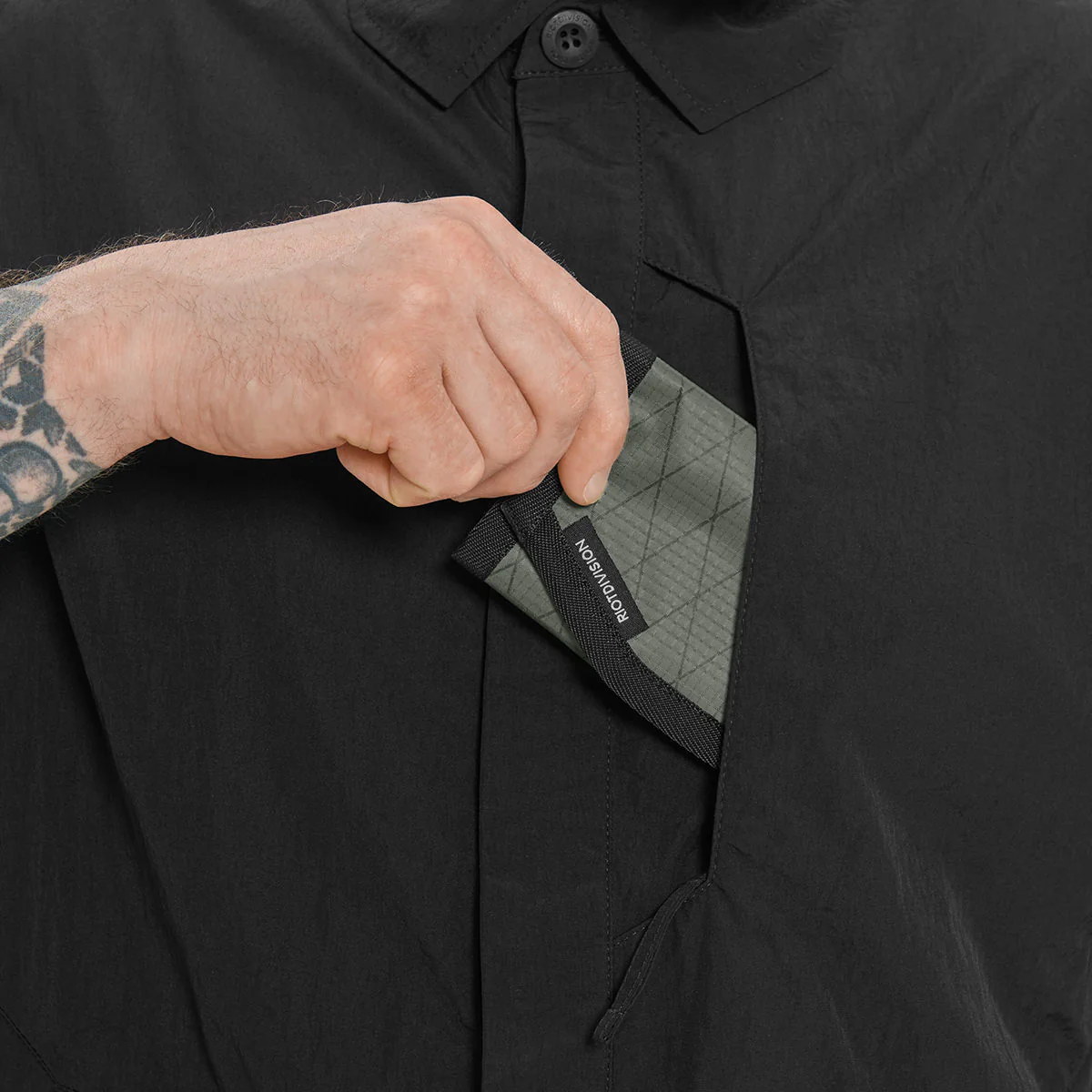 Brocken Spectre Shirt Gen.1 RD-BSS_GEN.1 BLACK - Image 9