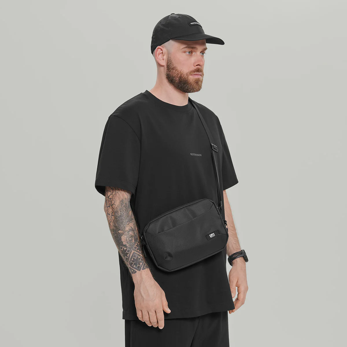 Civil Middle Crossbody Bag Gen.1 RD-CMCB_GEN.1 BLACK - Image 5