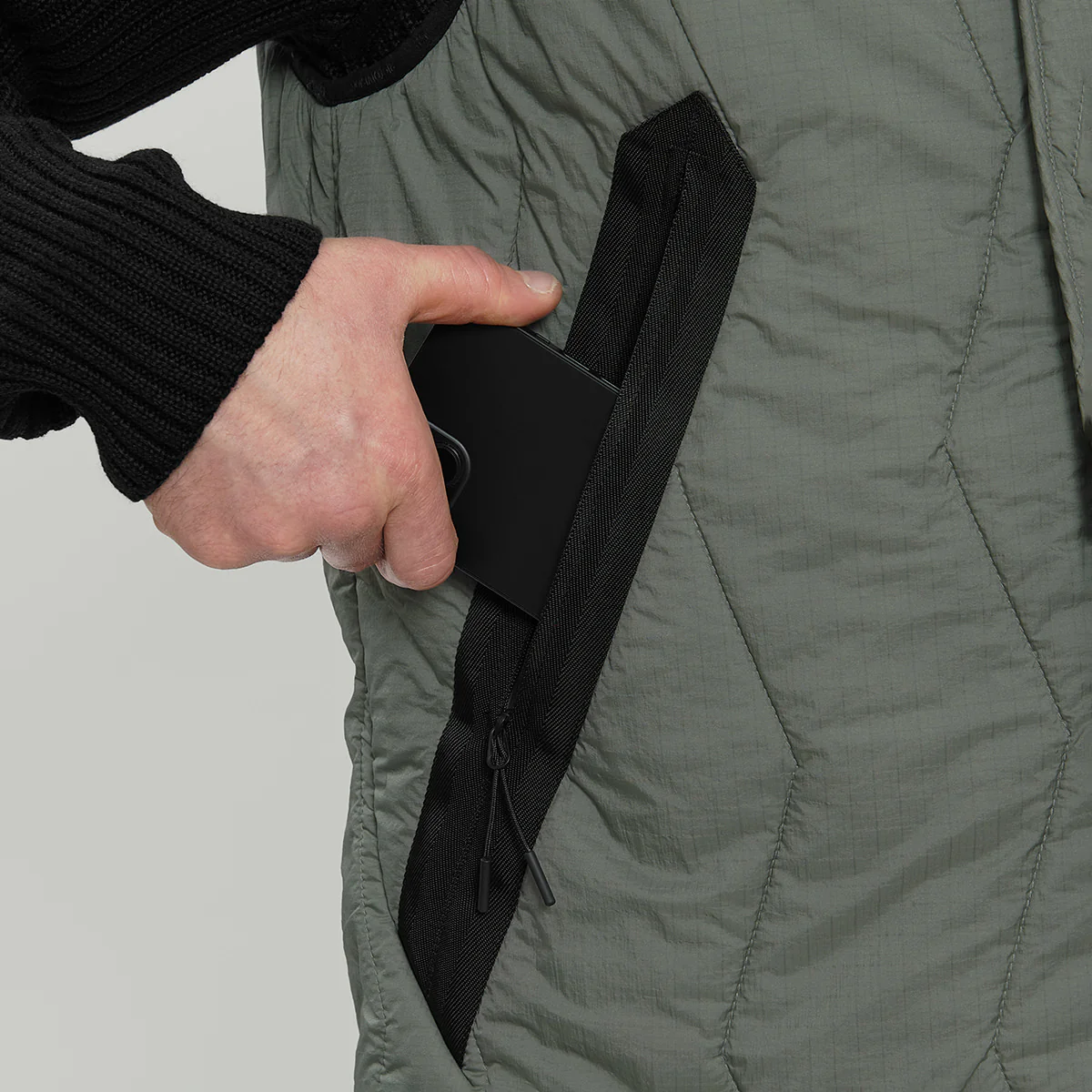 Diagonal Pocket Vest Gen.1 RD-DGNLPV_GEN.1 (FW25) GREY - Image 9