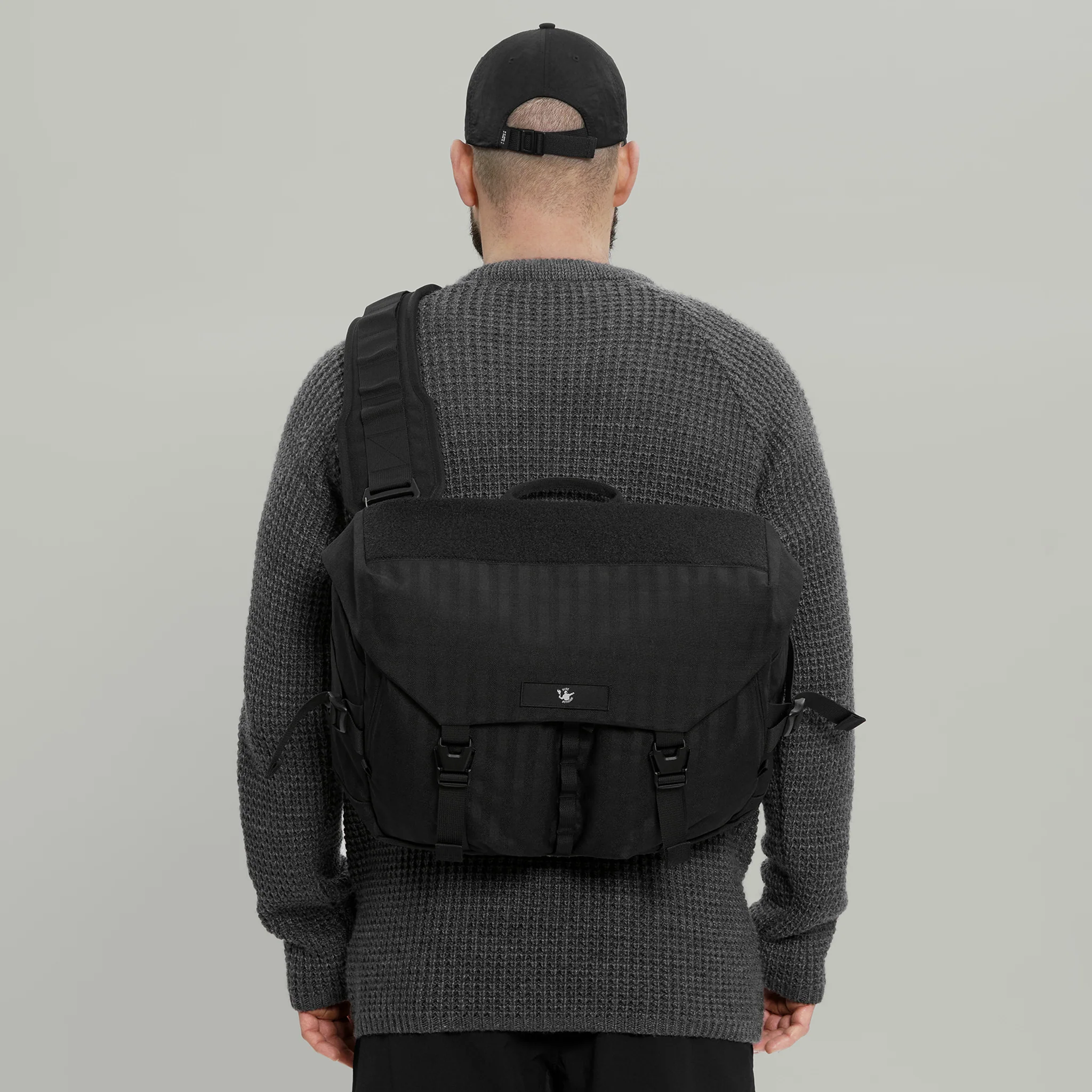 Messenger Bag F18 Gen.1 RD-MB-F18_GEN.1 (FW25) BLACK - Image 2