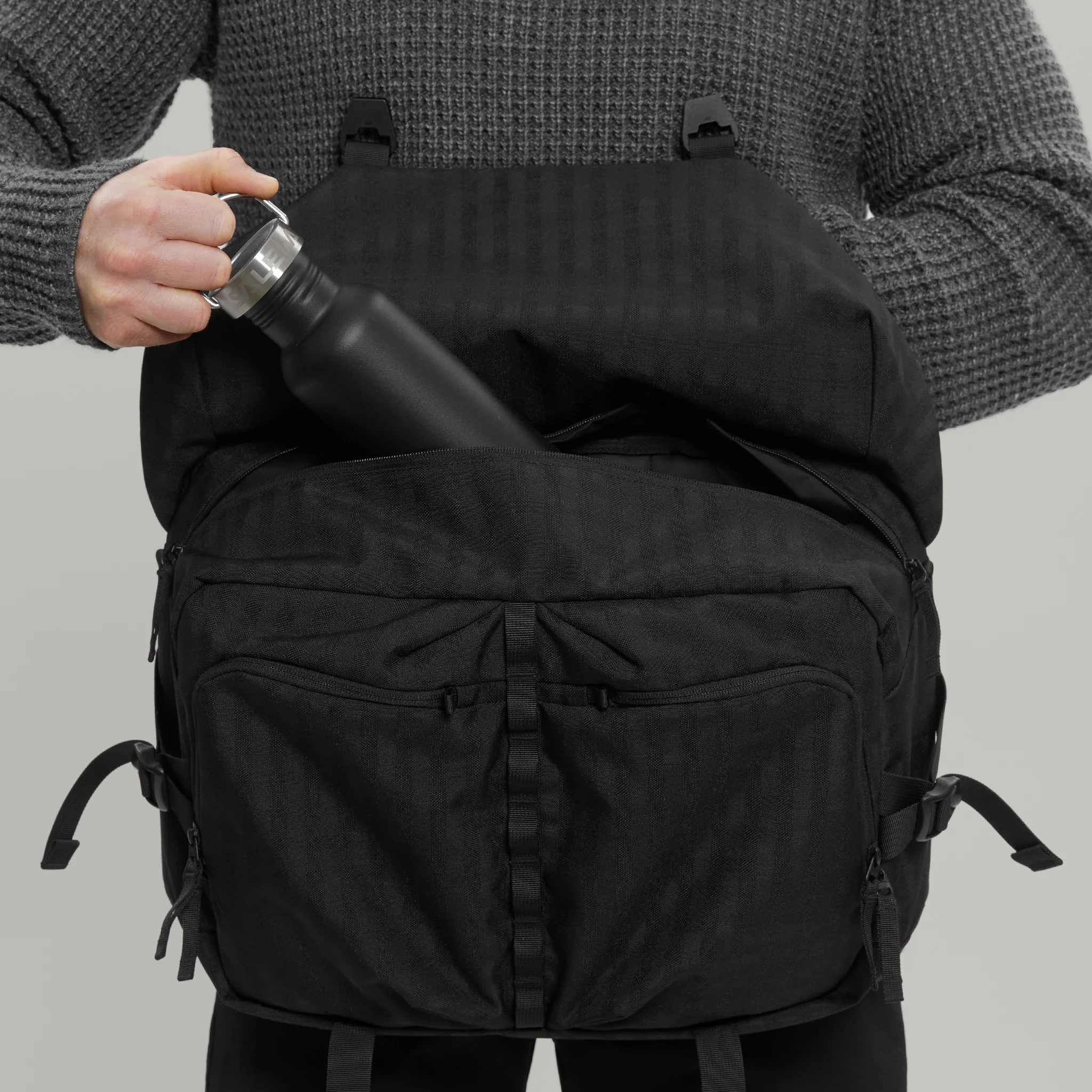 Messenger Bag F18 Gen.1 RD-MB-F18_GEN.1 (FW25) BLACK - Image 9